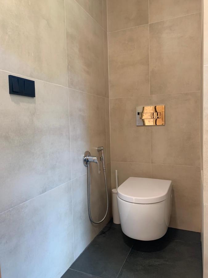 Cosy Family House With Garden, 12 Min From The Center Dom wakacyjny *